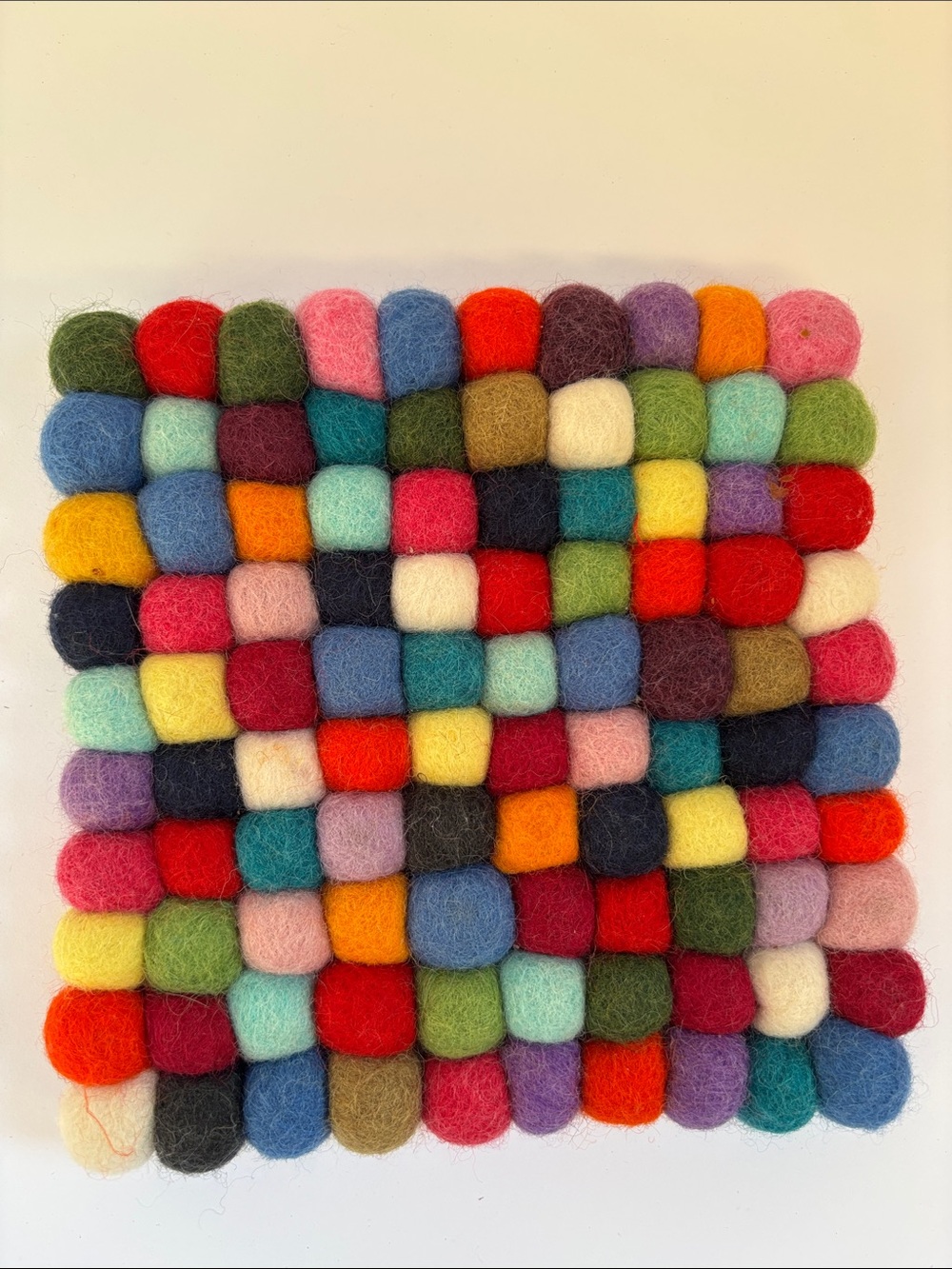 🌈 Handmade Felt Ball Trivets Set of 2 Colorful Wool Hot Pads Boho Kitchen Decor - Picture 12 of 17